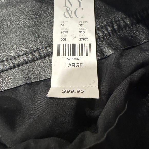 NY & C Multicolor Chevron Pattern Skirt. NWT - Picture 4 of 7